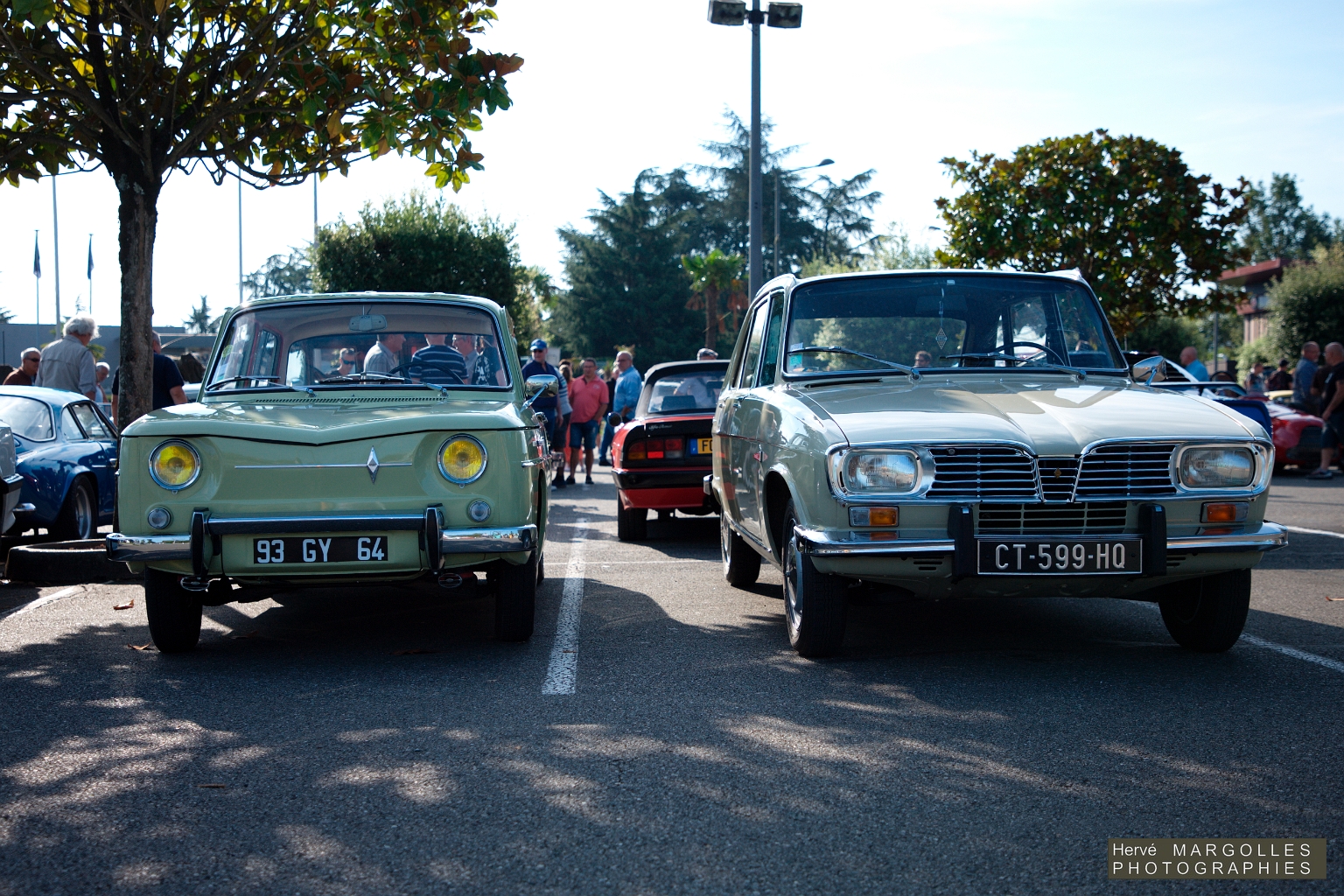 Renault 8 - 16-002.jpg
